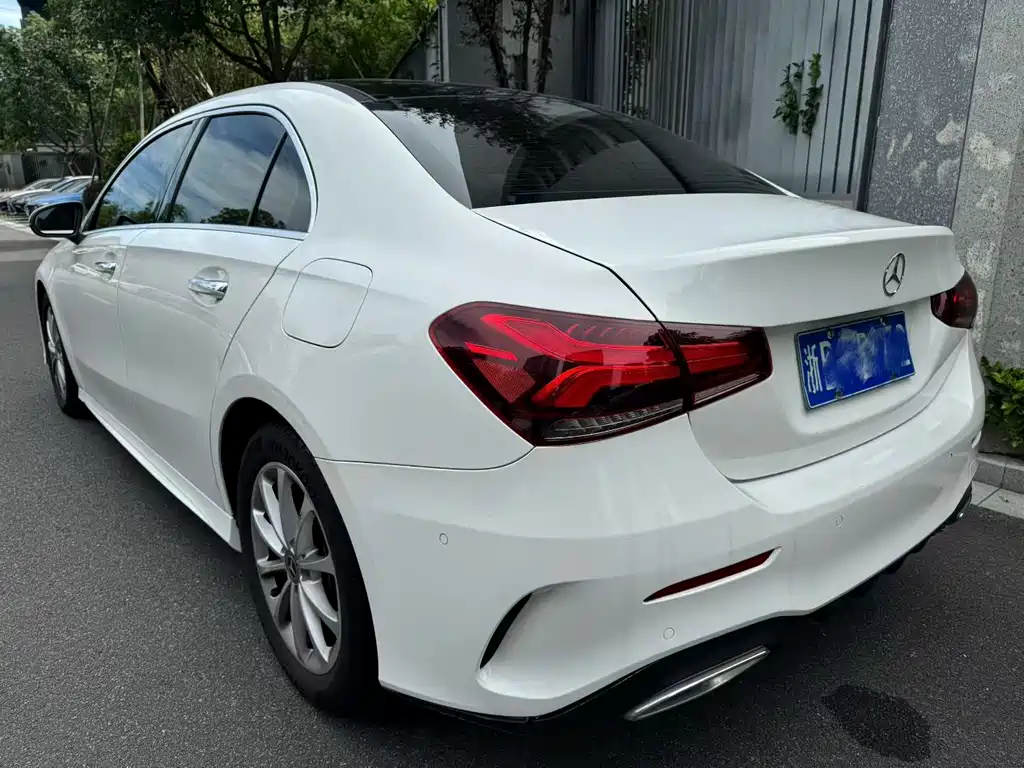 Mercedes-Benz A-Class 2020 A 200 L Sports Sedan купить на сайте DeffCars