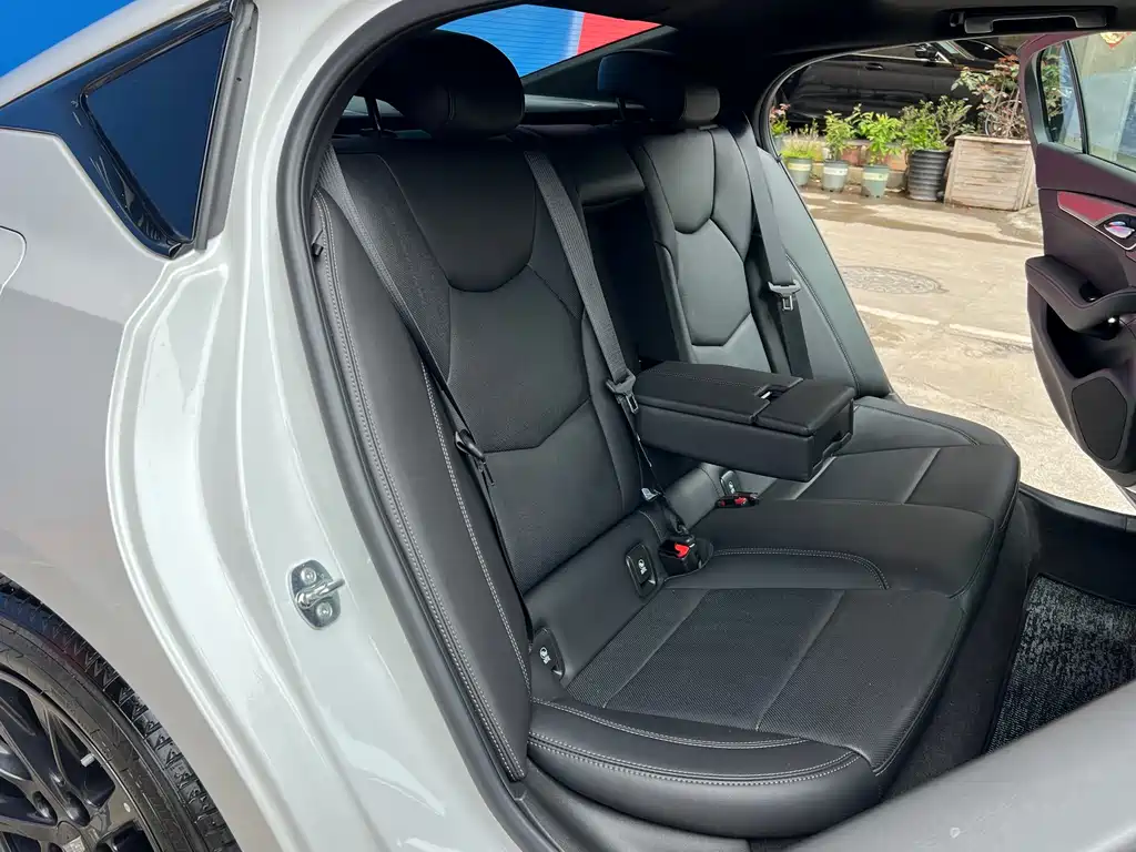 Cadillac CT5 2024 28T Premium Model купить на сайте DeffCars