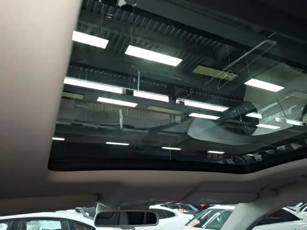 Hongqi HS7 2021 2.0T DCT two-wheel drive smart connected flagship edition купить на сайте DeffCars