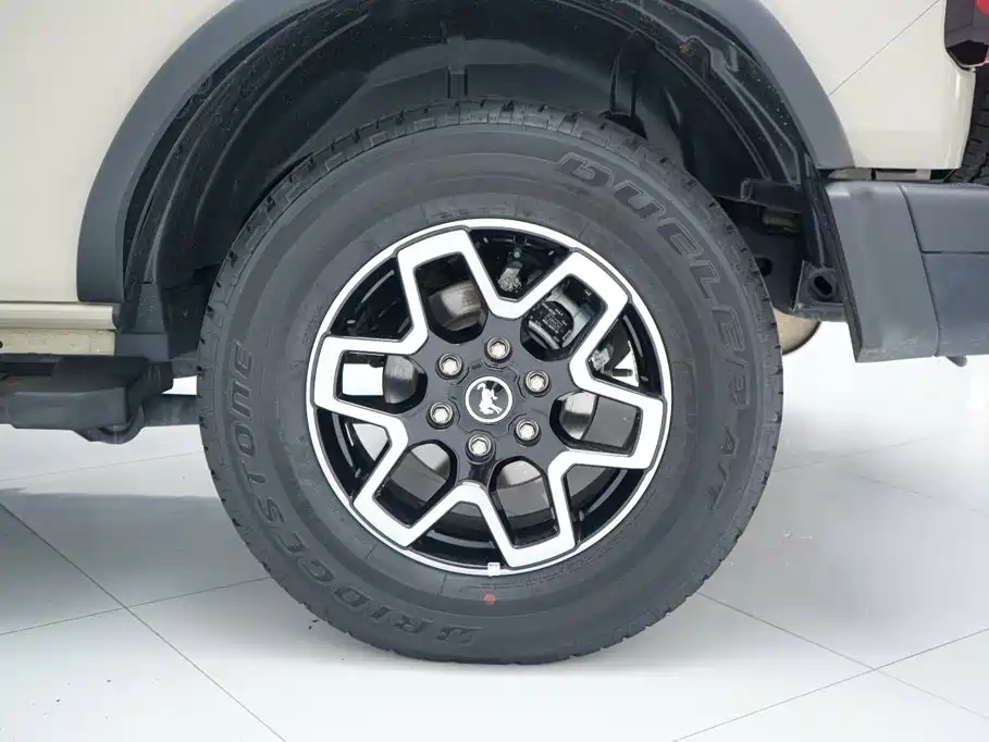 Ford Bronco 2024 2.3T Long Beach купить на сайте DeffCars