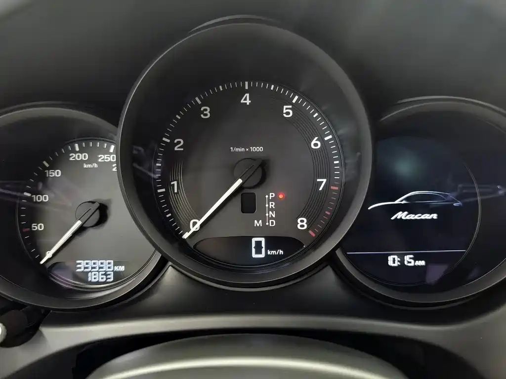Macan 2023 Macan 2.0T купить на сайте DeffCars