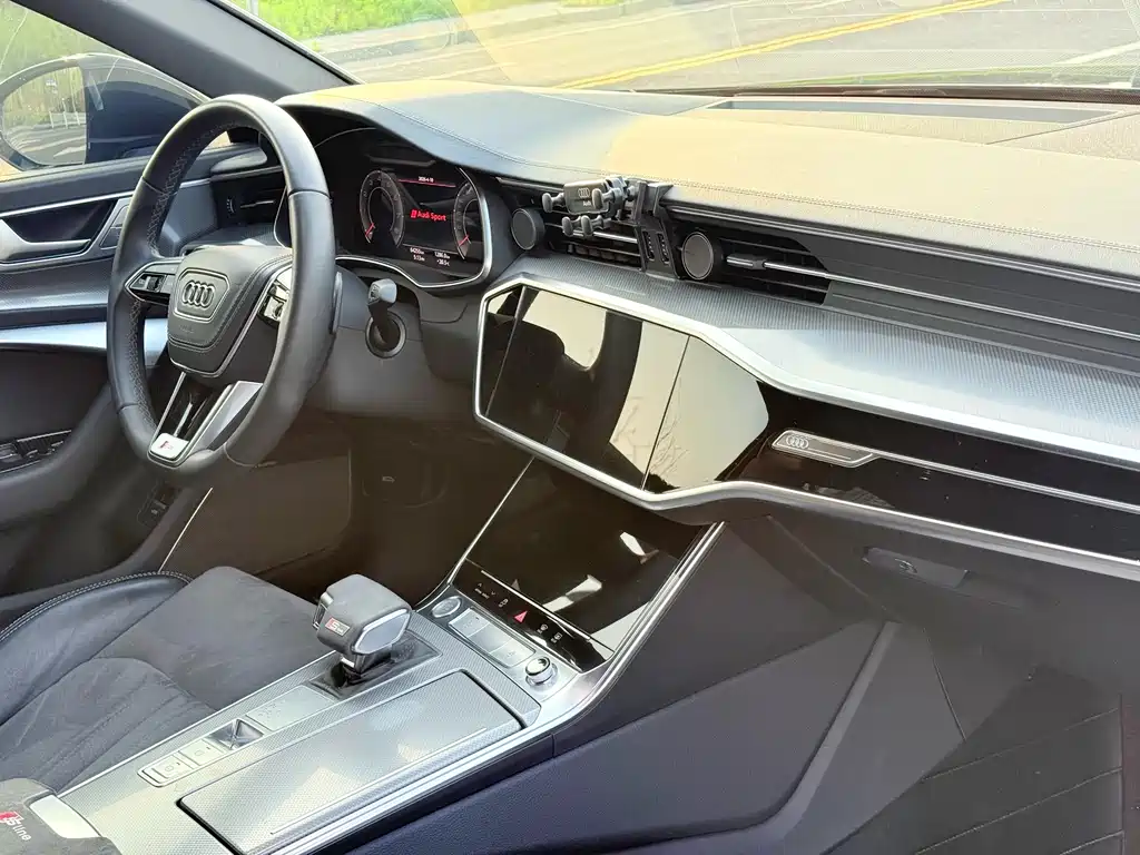 Audi A6L 2023 45 TFSI Premium Dynamic Model купить на сайте DeffCars