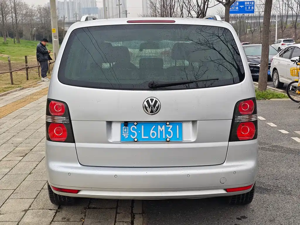 Touran 2013 1.4T DSG comfort version 5 seats купить на сайте DeffCars