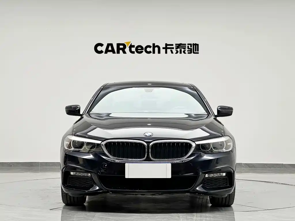 BMW 5 Series 2018 facelift 530Li Exclusive M Sports Package купить на сайте DeffCars