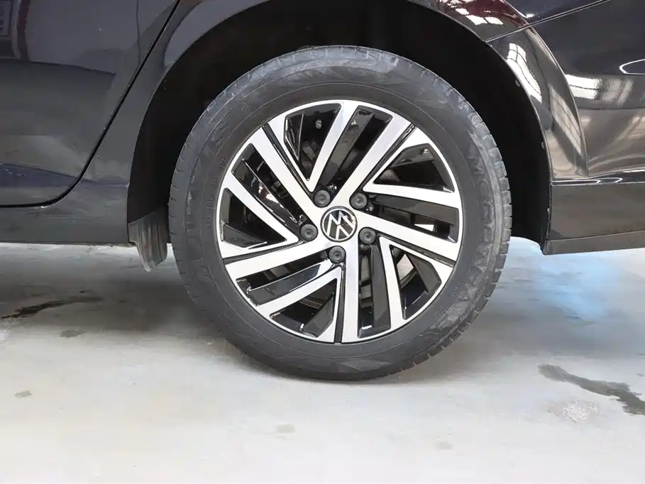 Lavida 2023 1.5L automatic full version купить на сайте DeffCars