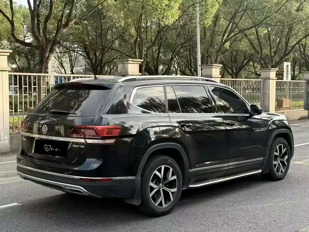 Touron 2019 380TSI four-wheel drive luxury version National VI купить на сайте DeffCars