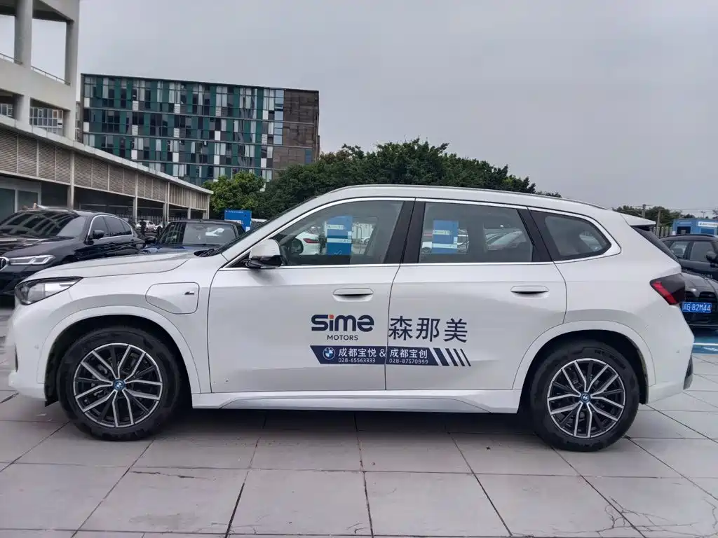 BMW iX1 2023 eDrive25L M Sports Package купить на сайте DeffCars