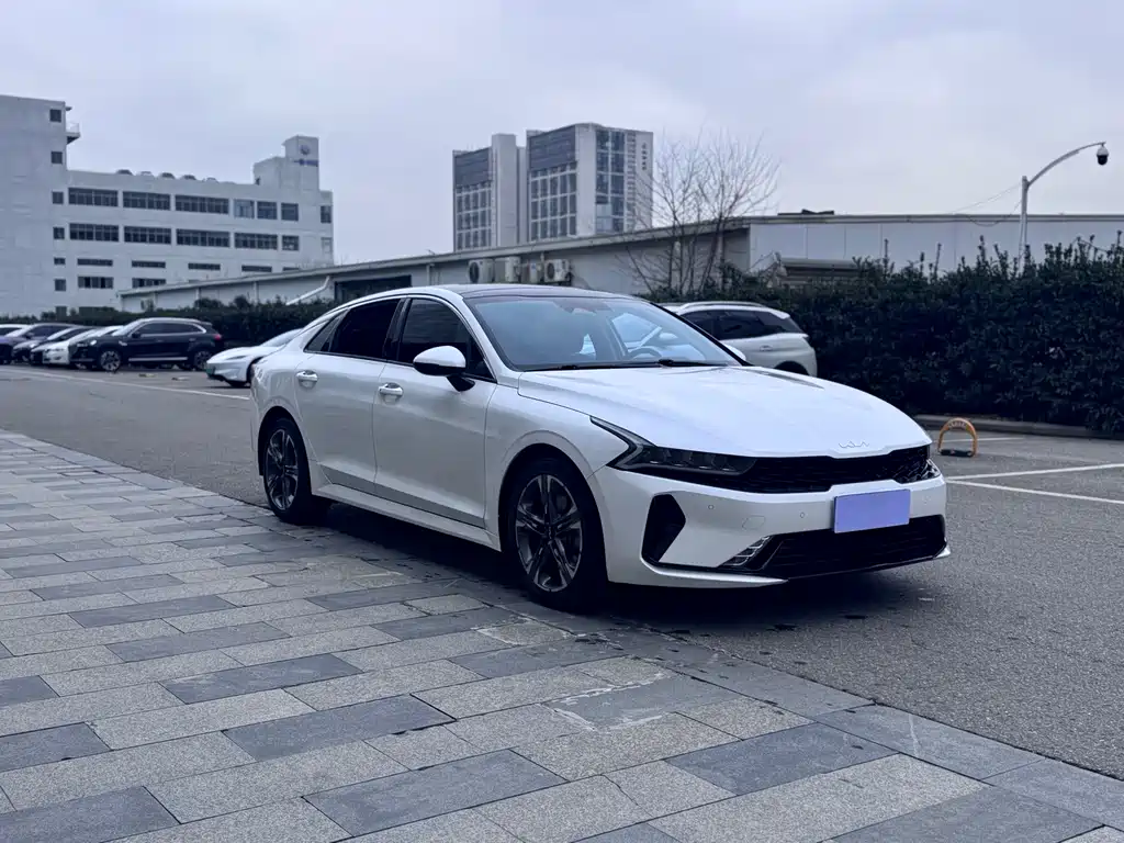 Kia K5 2021 270T CVVD refreshed version купить на сайте DeffCars