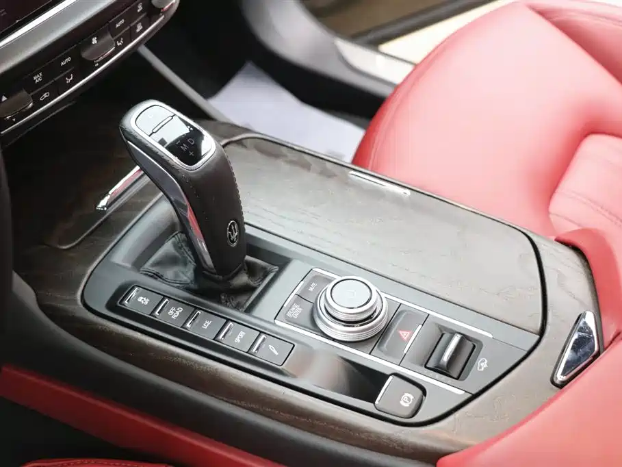 Levante 2021 3.0T Deluxe Edition купить на сайте DeffCars