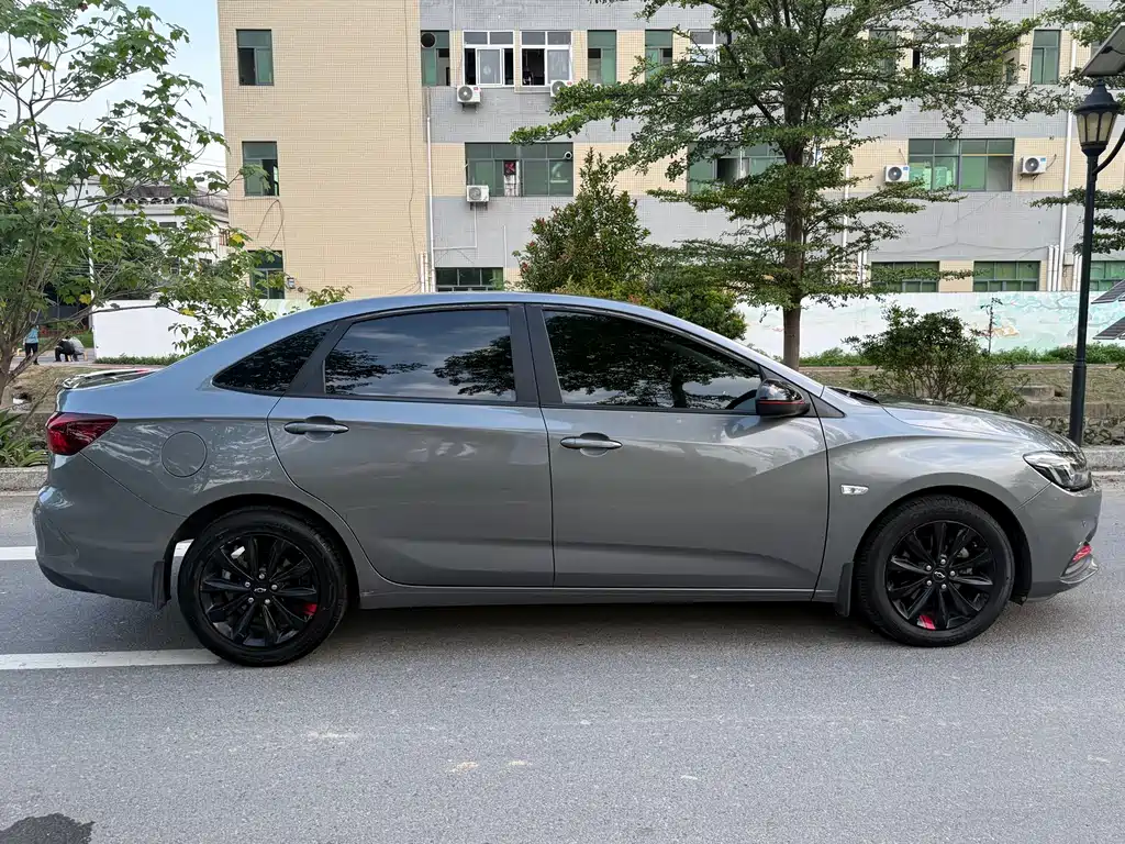 Cruze 2019 Redline 320T Dual Clutch Cheerful Edition National VI купить на сайте DeffCars