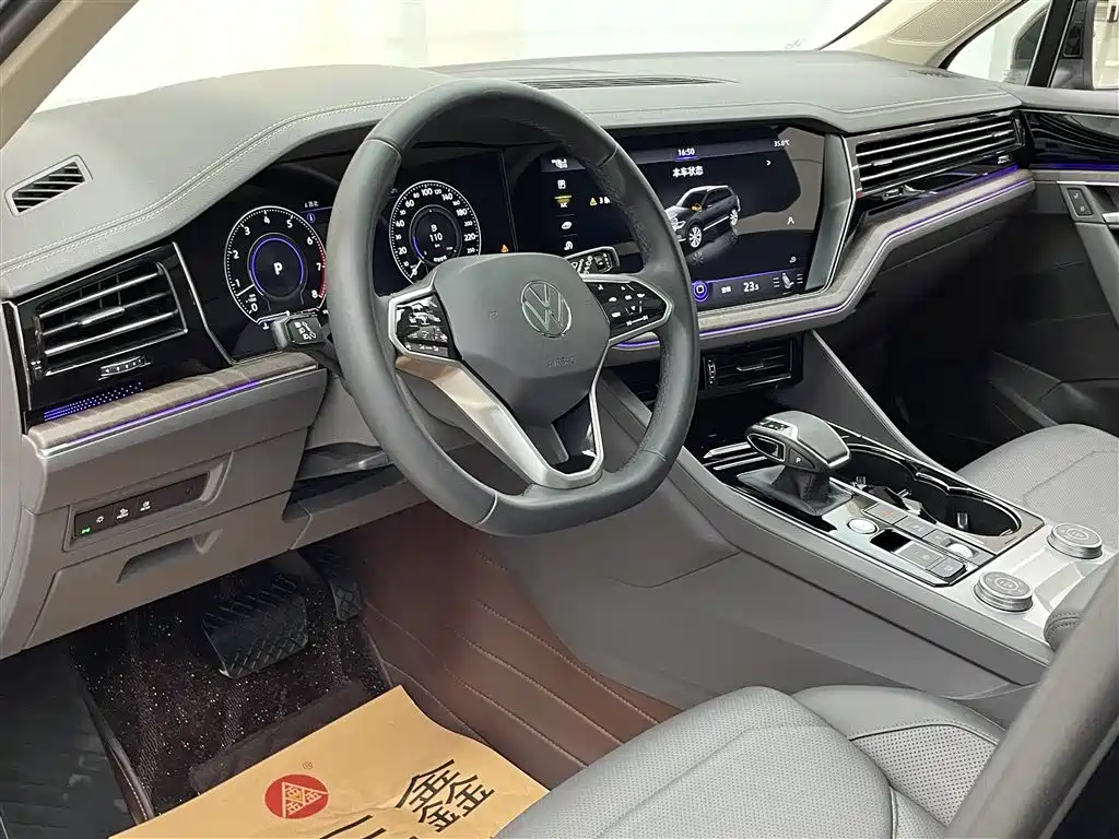 Touareg 2023 3.0TSI Ruixiang Edition Classic Sports Package купить на сайте DeffCars