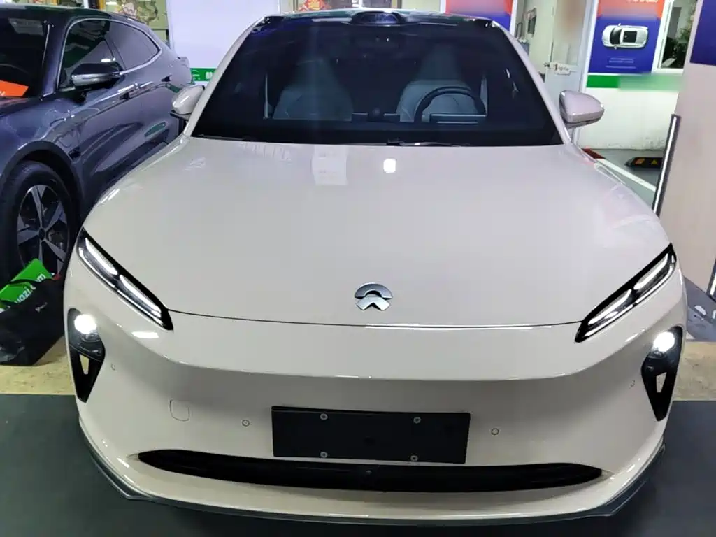 NiO ET5 2024 75kWh купить на сайте DeffCars