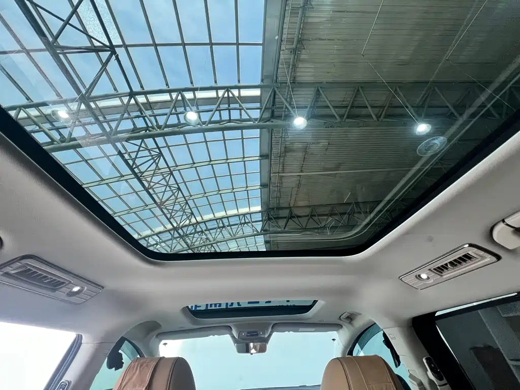 Denza D9 2024 DM-i 970 luxury model купить на сайте DeffCars