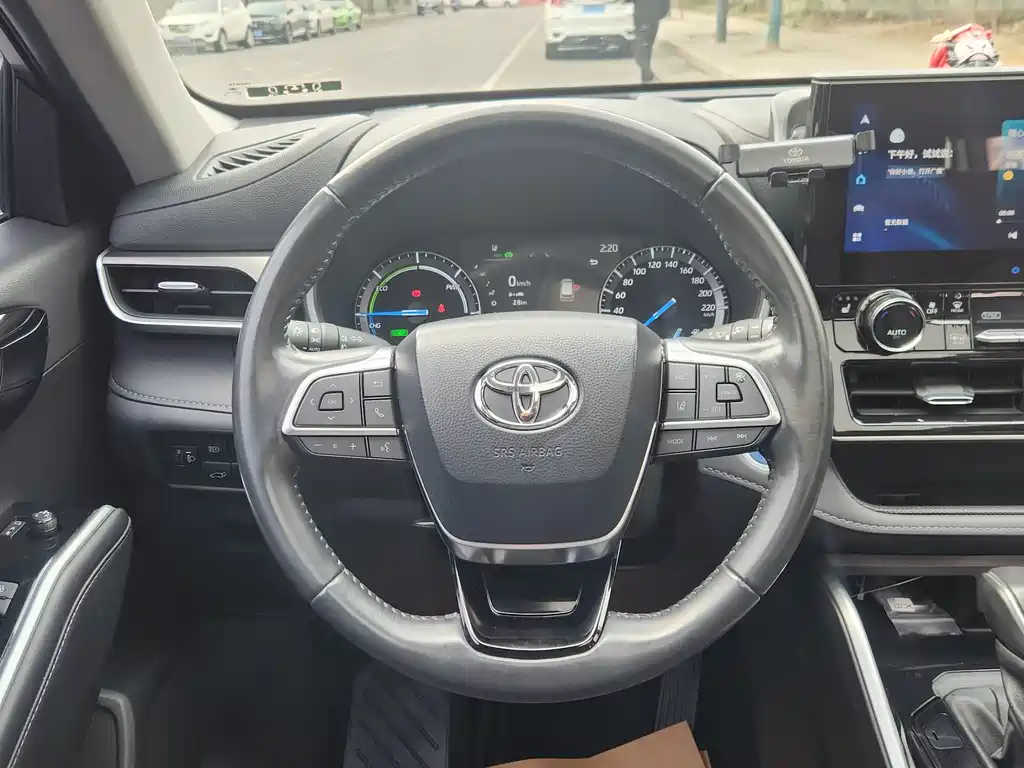 Highlander 2023 2.5L intelligent electric hybrid dual-engine four-wheel drive premium version 7 seats купить на сайте DeffCars