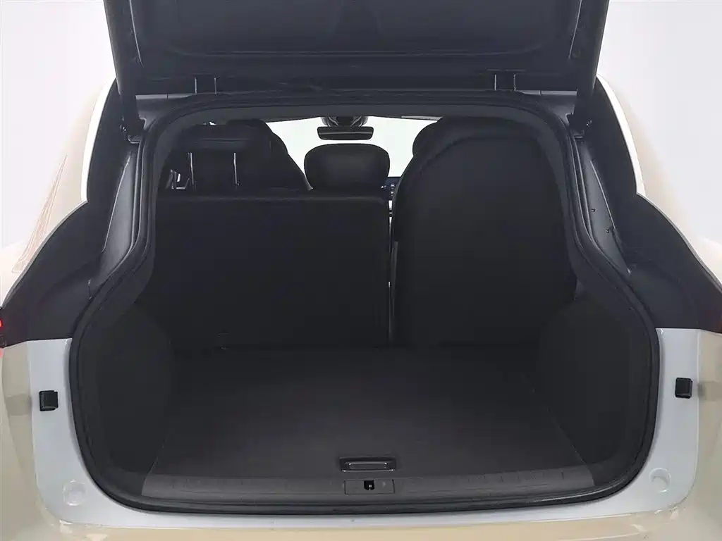 Zhiji LS7 2023 90kWh Elite four-wheel drive version купить на сайте DeffCars