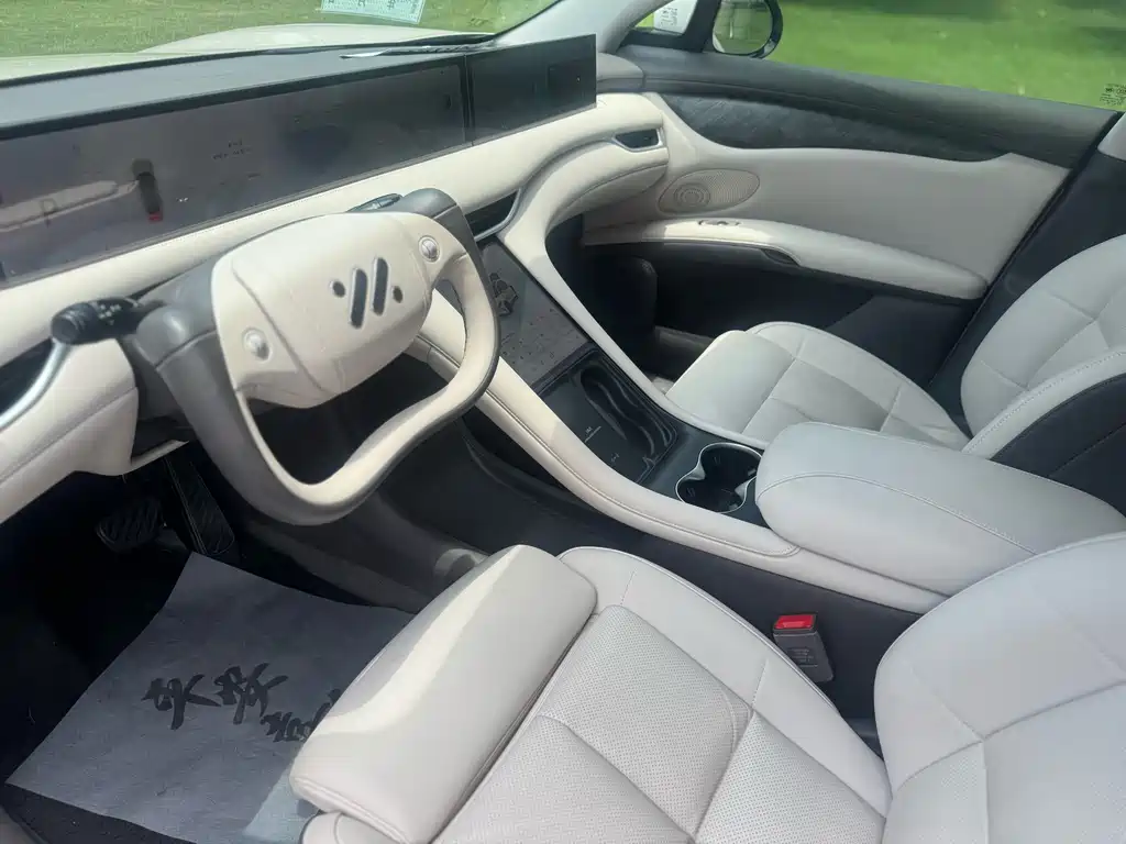 Zhiji LS6 2023 Max Standard Edition купить на сайте DeffCars