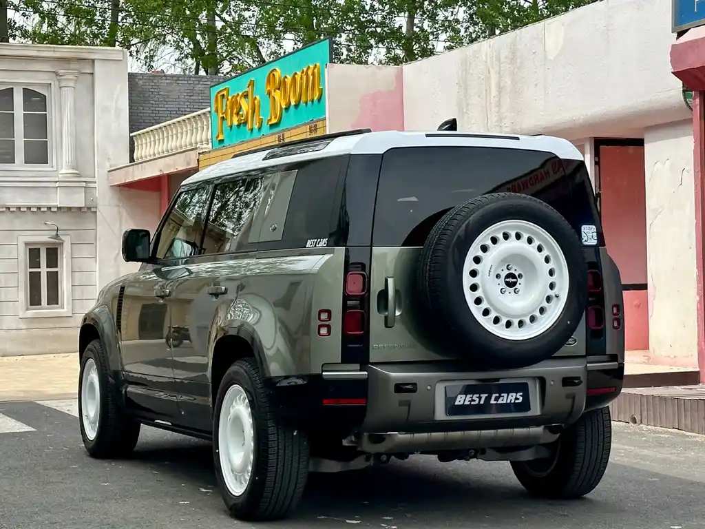 Land Rover Defender 2024 110 3.0T P400 X-DYNAMIC HSE купить на сайте DeffCars