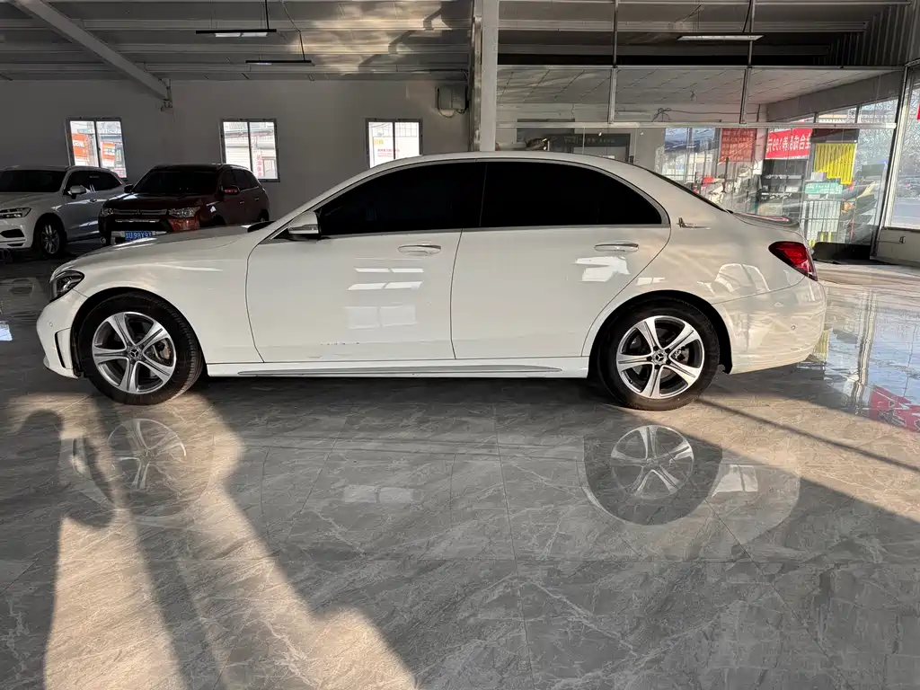 Mercedes-Benz C-Class 2019 facelift C 260 L sports version купить на сайте DeffCars