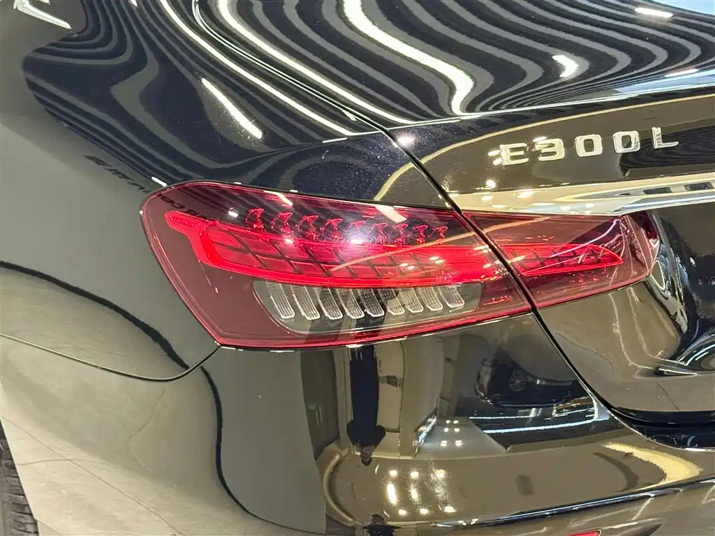Mercedes-Benz E-Class 2021 E 300 L Fashion Model купить на сайте DeffCars