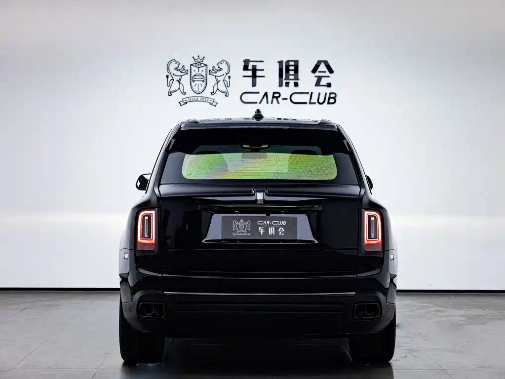 Cullinan 2024 Black Badge купить на сайте DeffCars