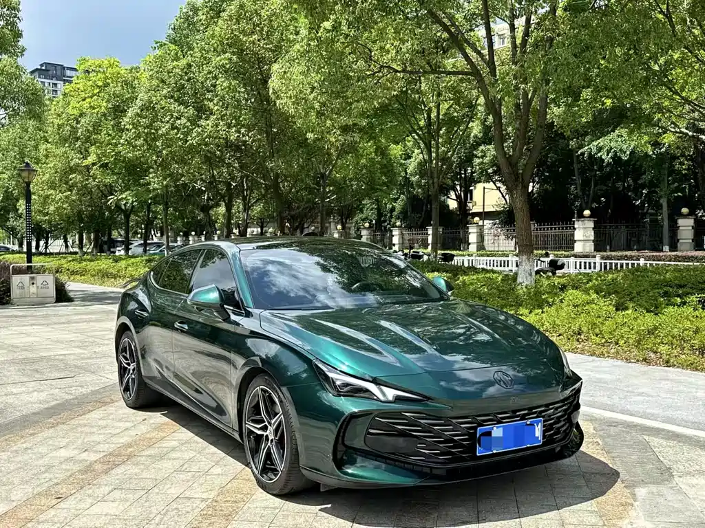 MG7 2023 2.0T automatic Trophy+ engine version купить на сайте DeffCars