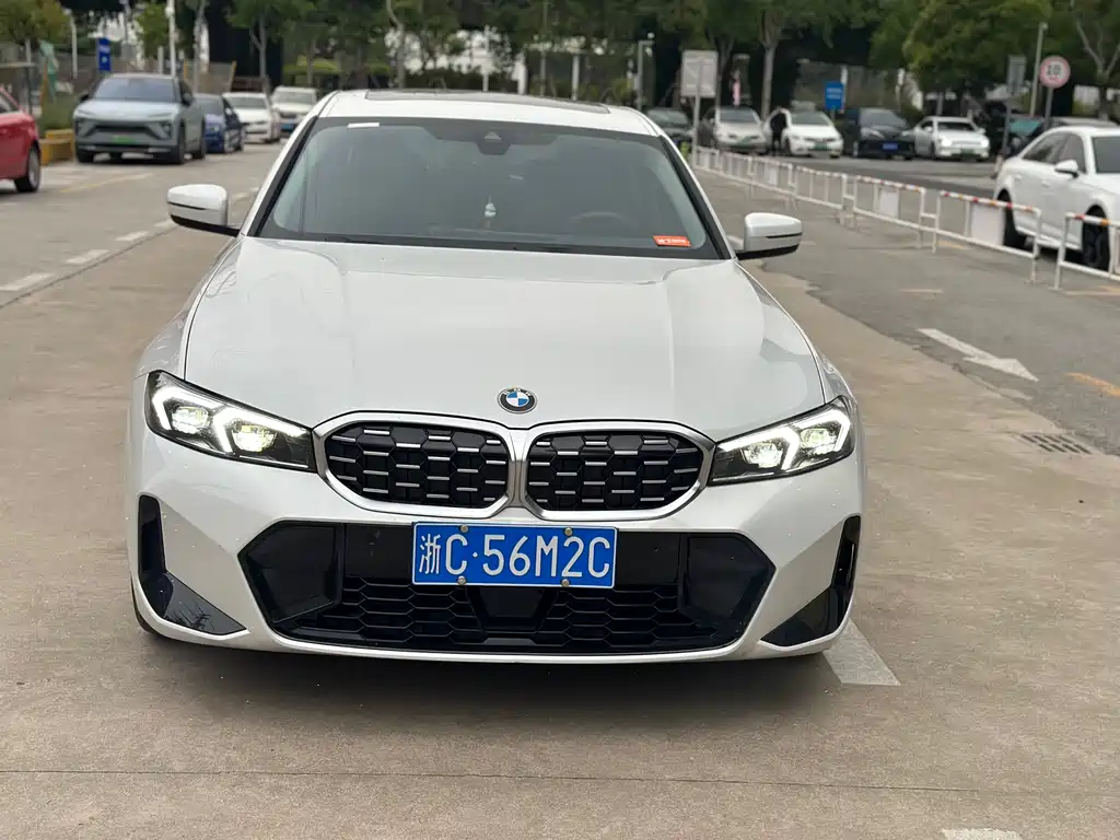 BMW 3 Series 2025 325Li M Sports Package купить на сайте DeffCars