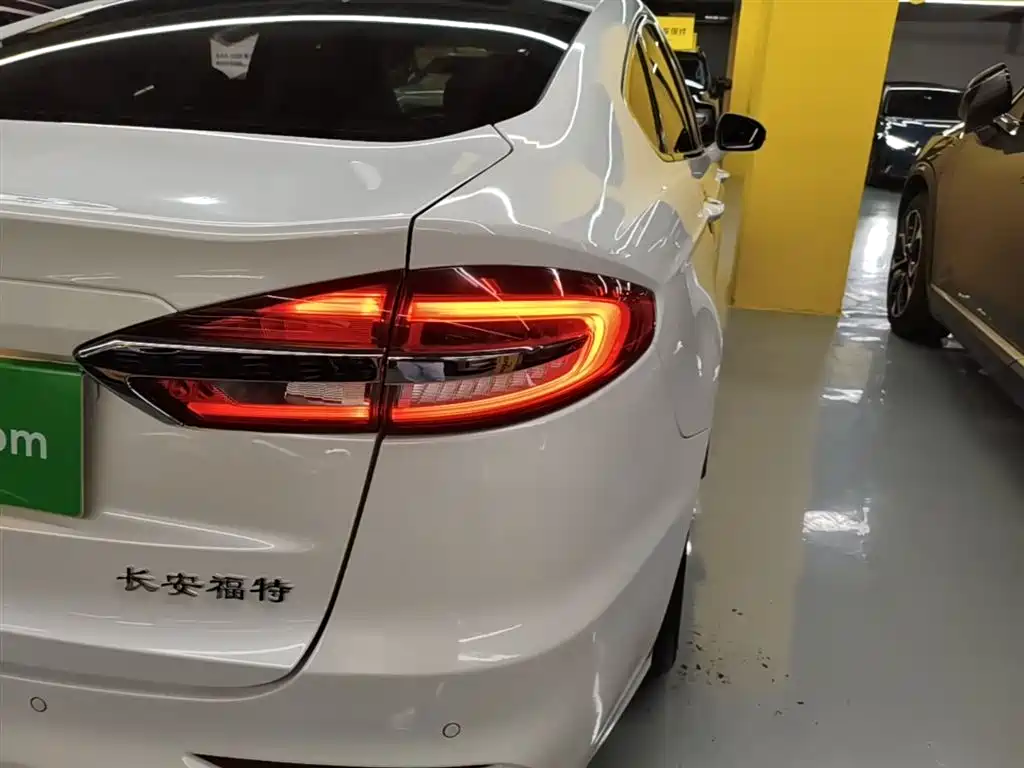 Mondeo New Energy 2018 2.0 PHEV Smart Control Fashion National VI купить на сайте DeffCars