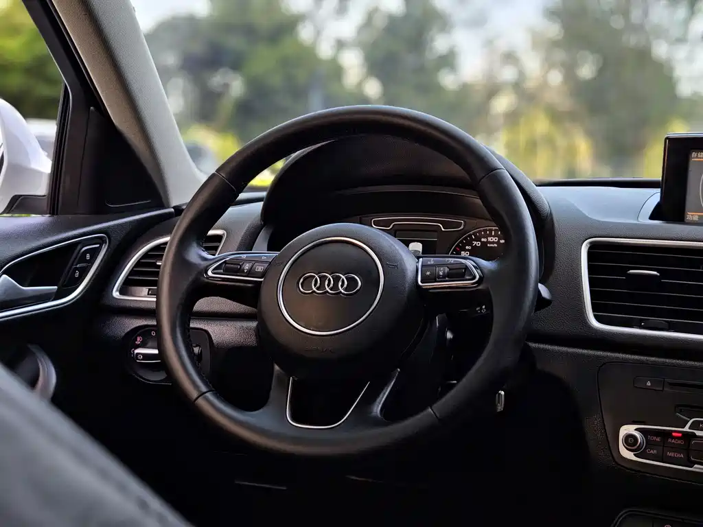 Audi Q3 2015 35 TFSI quattro technology купить на сайте DeffCars