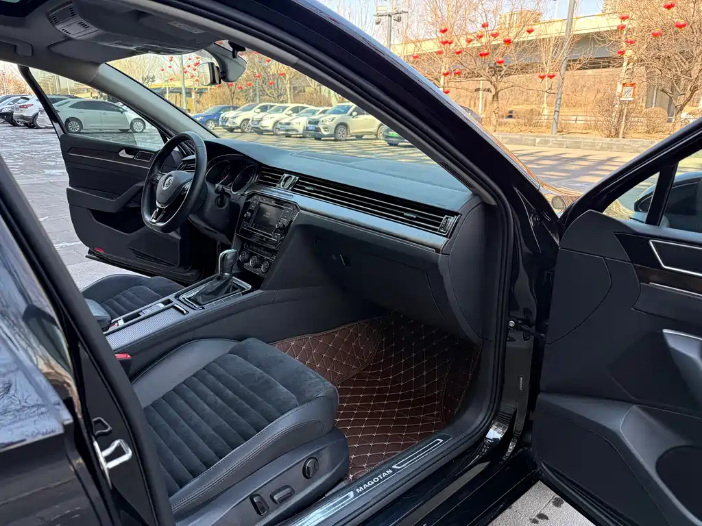 Magotan 2018 330TSI DSG luxury model купить на сайте DeffCars