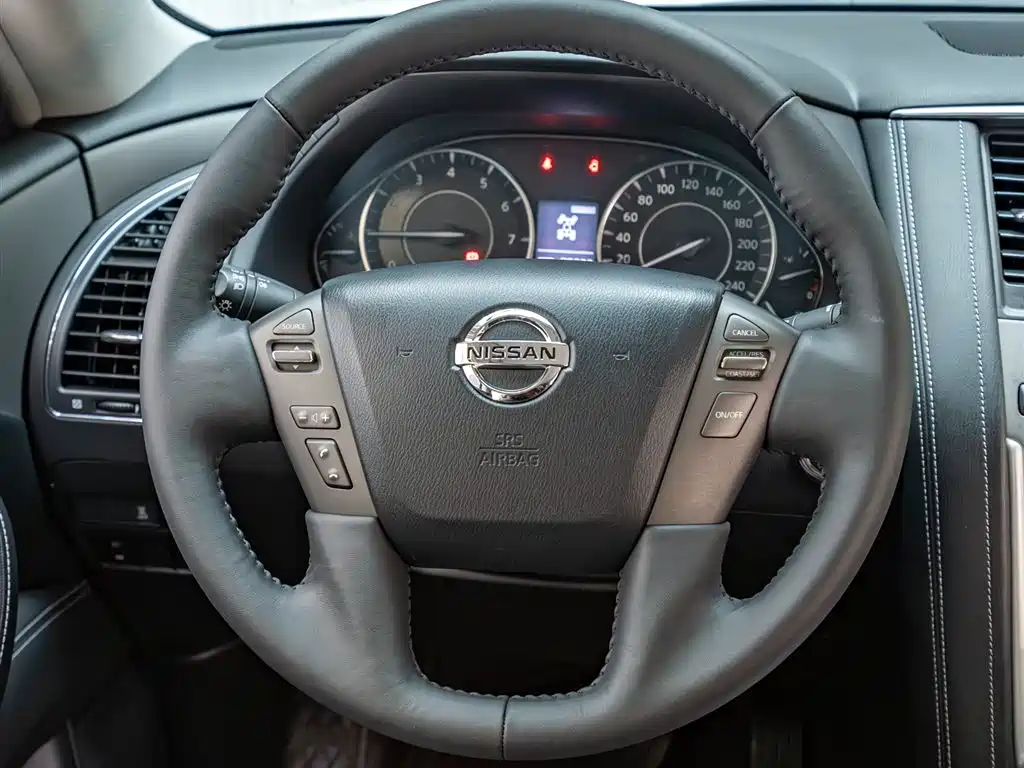 Patrol 2018 4.0L LinkedIn model купить на сайте DeffCars