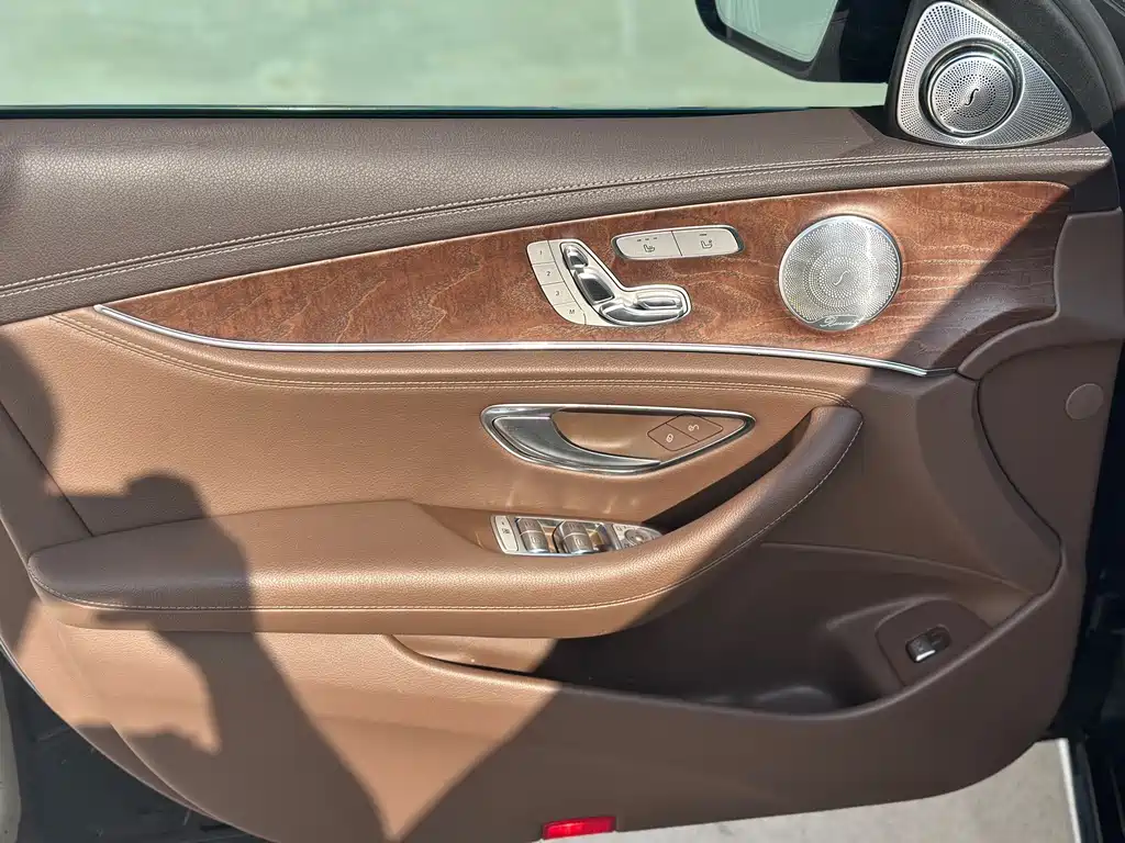 Mercedes-Benz E-Class 2020 E 300 L Luxury Model купить на сайте DeffCars
