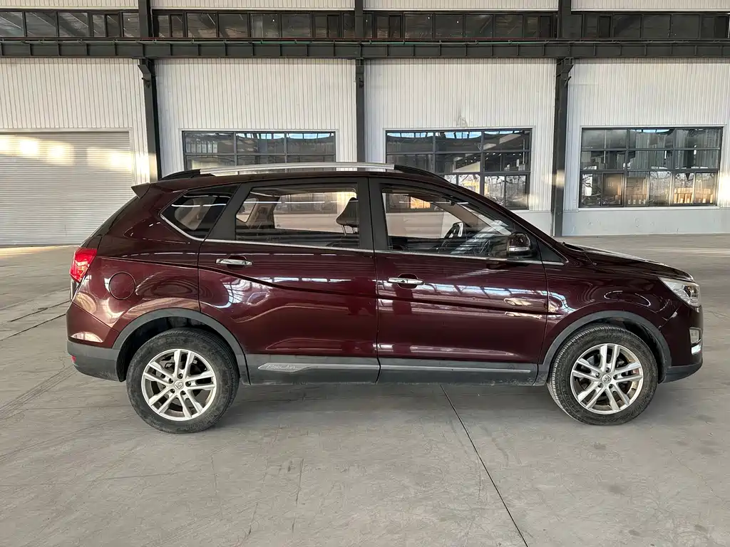 Baojun 560 2017 1.8L iAMT Comfort Edition купить на сайте DeffCars