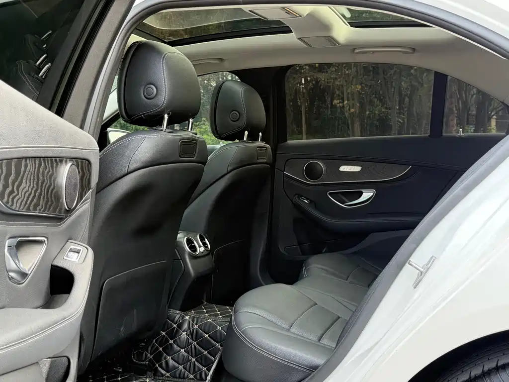 Mercedes-Benz C-Class 2018 C 200 L Sports Edition купить на сайте DeffCars