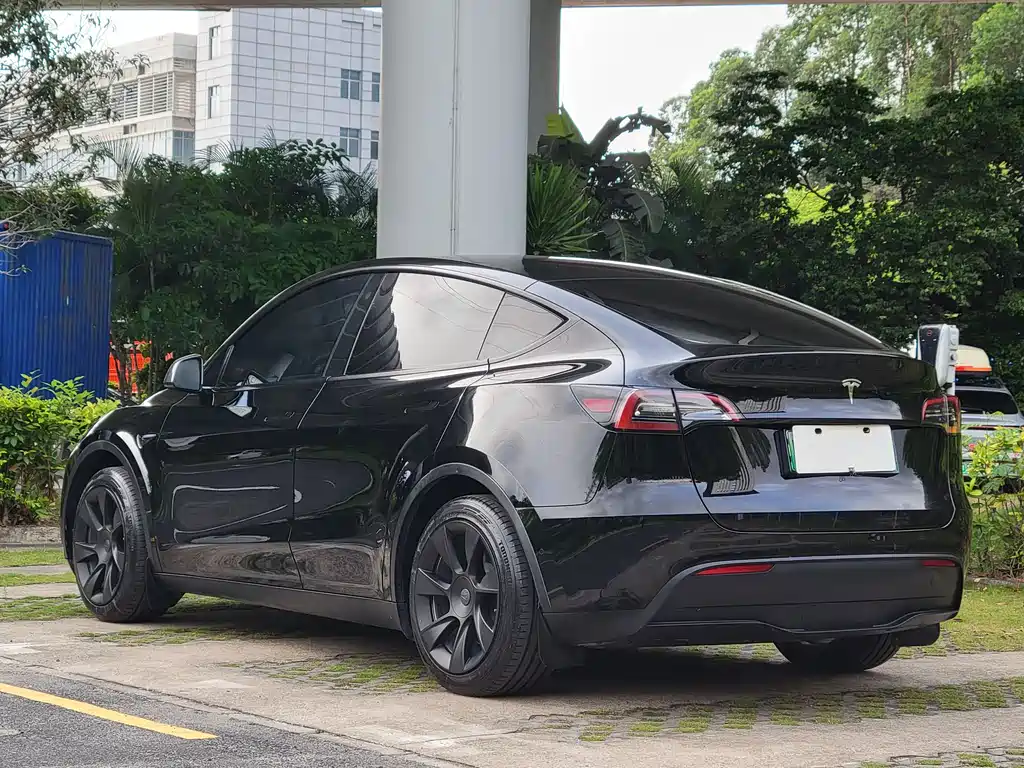 Model Y 2022 facelift rear-wheel drive version купить на сайте DeffCars