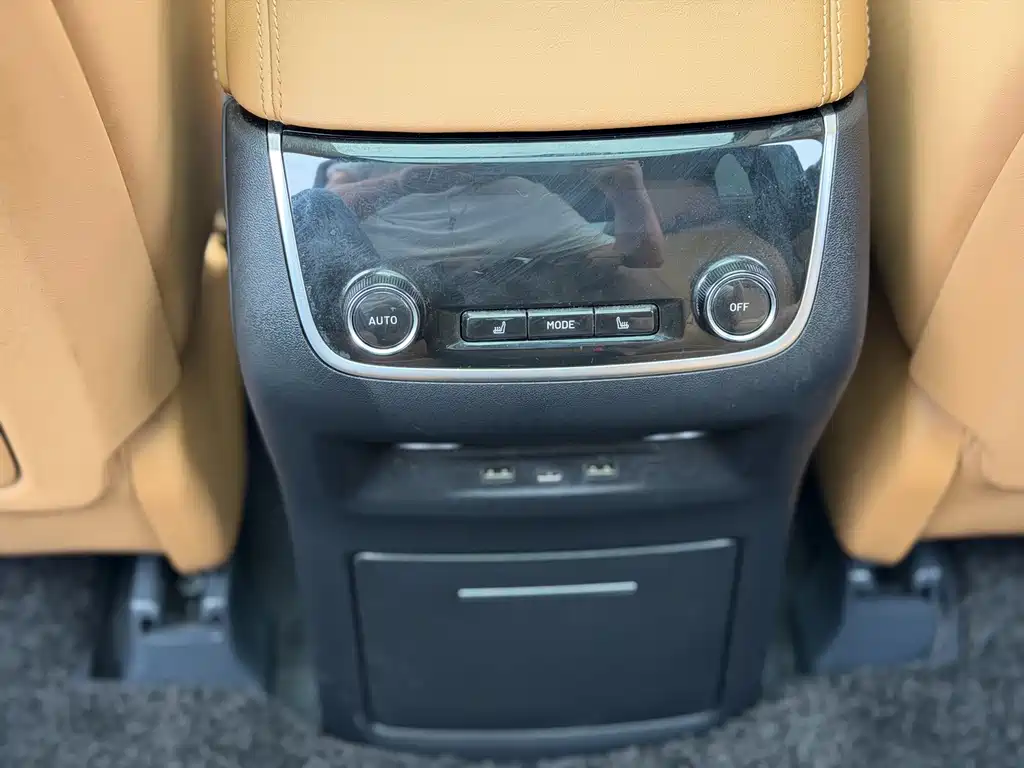 Ideal ONE 2021 extended range 6-seater version купить на сайте DeffCars