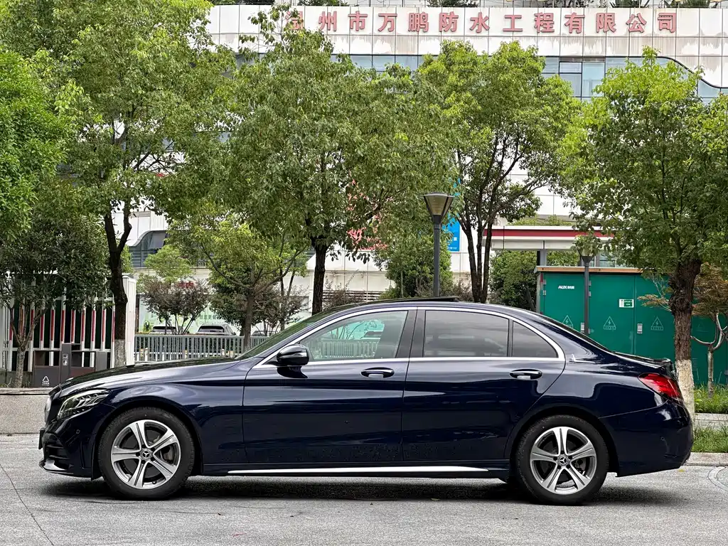 Mercedes-Benz C-Class 2019 C 260 L Sports Edition купить на сайте DeffCars