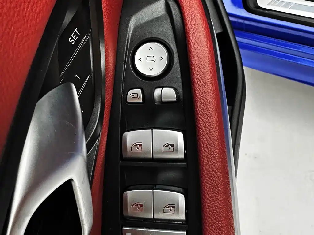 BMW 3 Series 2024 320Li M Sports Package купить на сайте DeffCars