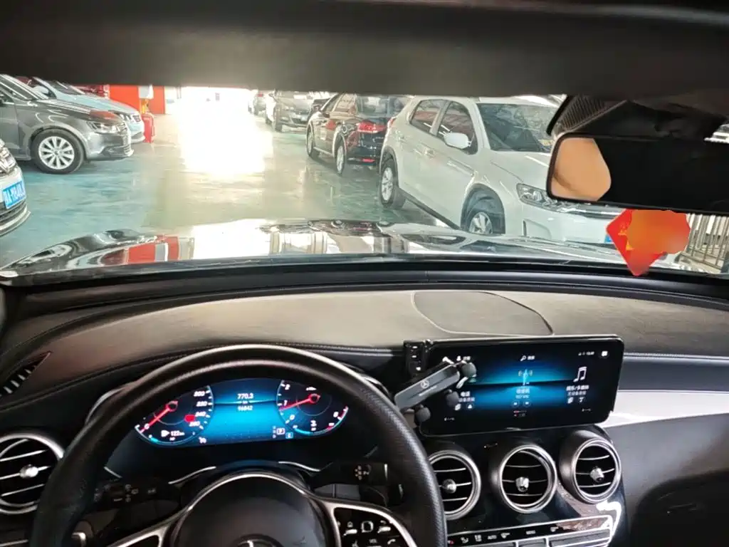 Mercedes-Benz GLC 2020 facelift GLC 260 L 4MATIC dynamic купить на сайте DeffCars