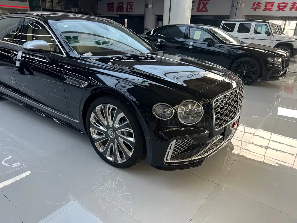 Flying Spur 2024 4.0T V8 Mulliner купить на сайте DeffCars