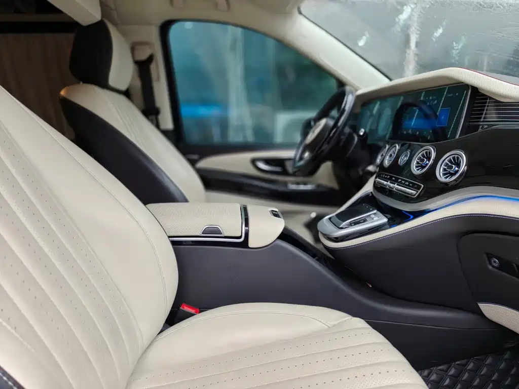 Vito 2023 2.0T Business Edition 7 seats купить на сайте DeffCars