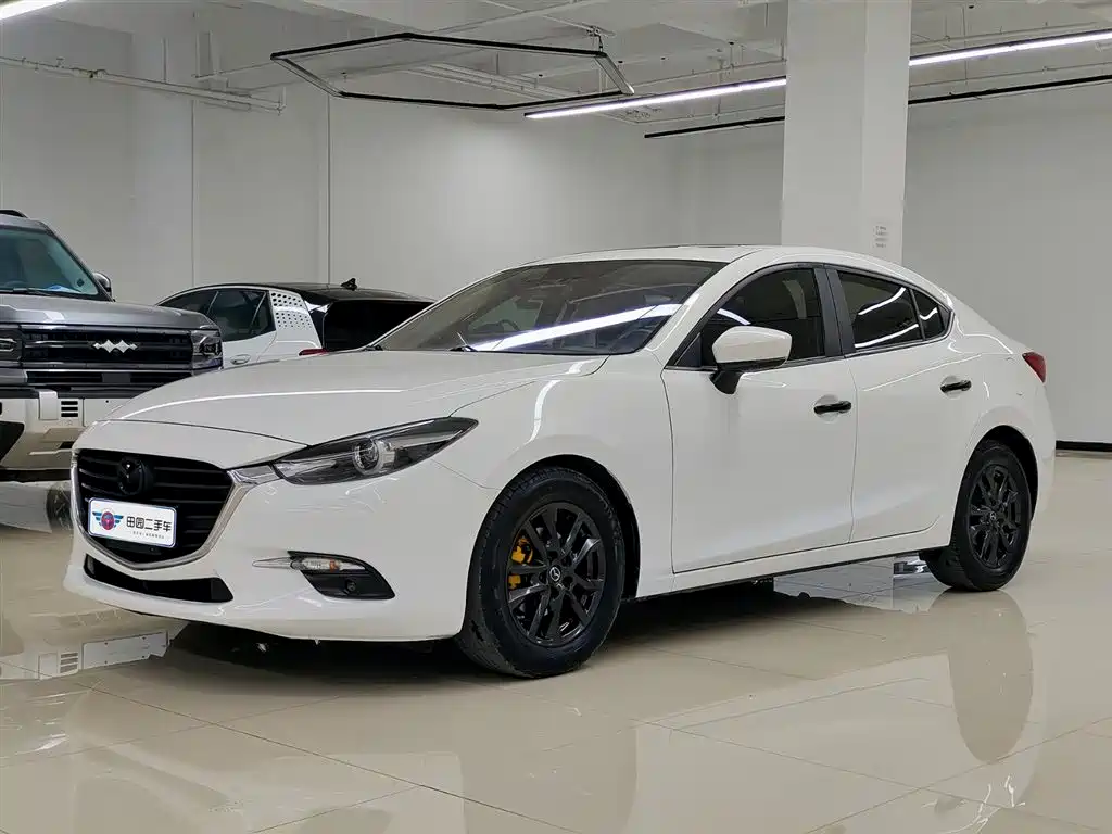 Mazda3 Angkesela 2019 Cloud Control Edition Sedan 1.5L Automatic Luxury Type National V купить на сайте DeffCars