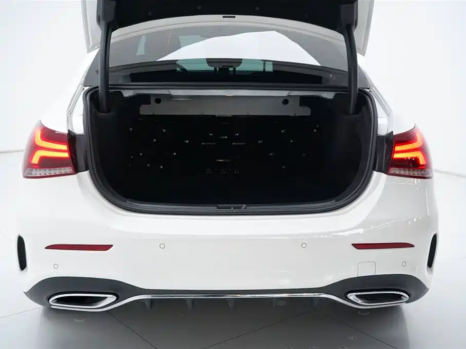 Mercedes-Benz A-Class 2022 Facelift A 200 L Sports Sedan Fashionable купить на сайте DeffCars