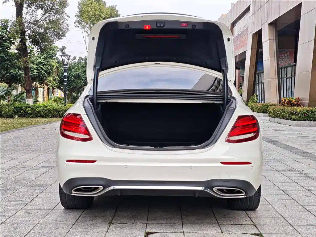 Mercedes-Benz E-Class 2019 E 200 L Sports купить на сайте DeffCars