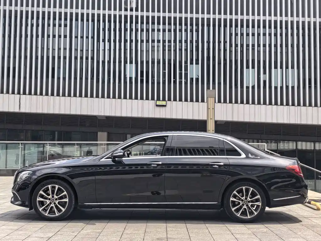 Mercedes-Benz E-Class 2020 E 260 L купить на сайте DeffCars