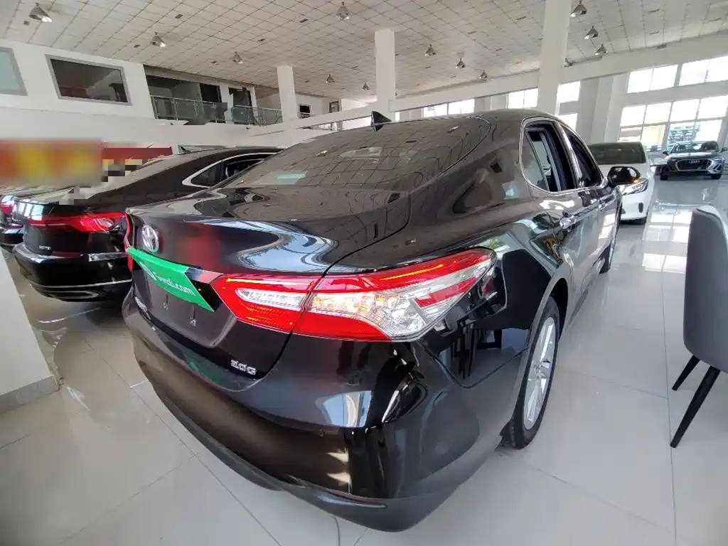 Camry 2021 2.0G Deluxe Edition купить на сайте DeffCars