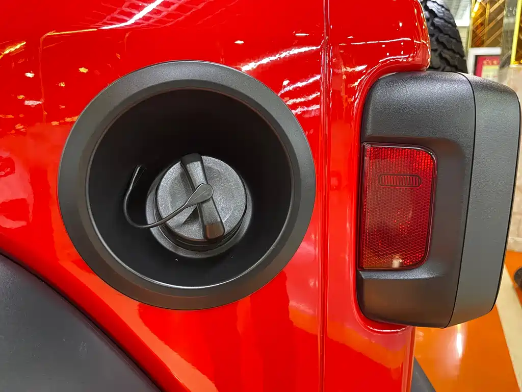 Wrangler 2019 2.0T Sahara four-door version National V купить на сайте DeffCars