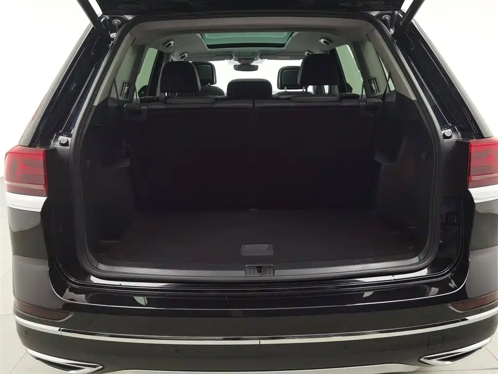 Touron 2024 380TSI four-wheel drive luxury version купить на сайте DeffCars