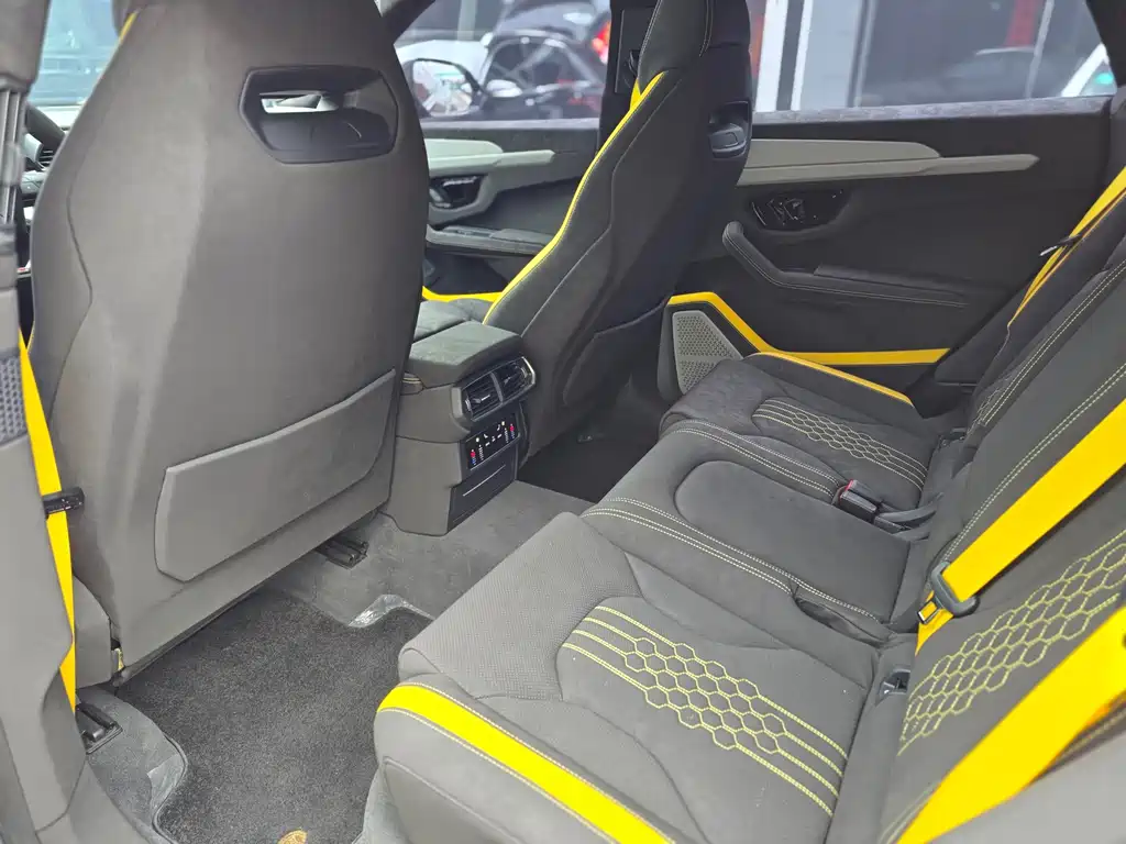 Urus 2018 4.0T V8 купить на сайте DeffCars