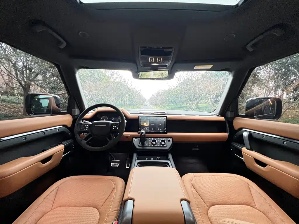 Land Rover Defender 2024 110 5.0T V8 купить на сайте DeffCars