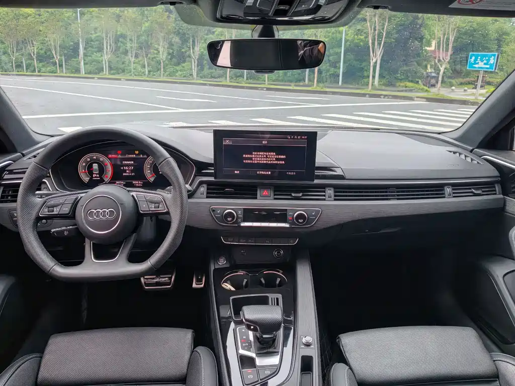 Audi A4L 2024 40 TFSI luxury and dynamic model купить на сайте DeffCars